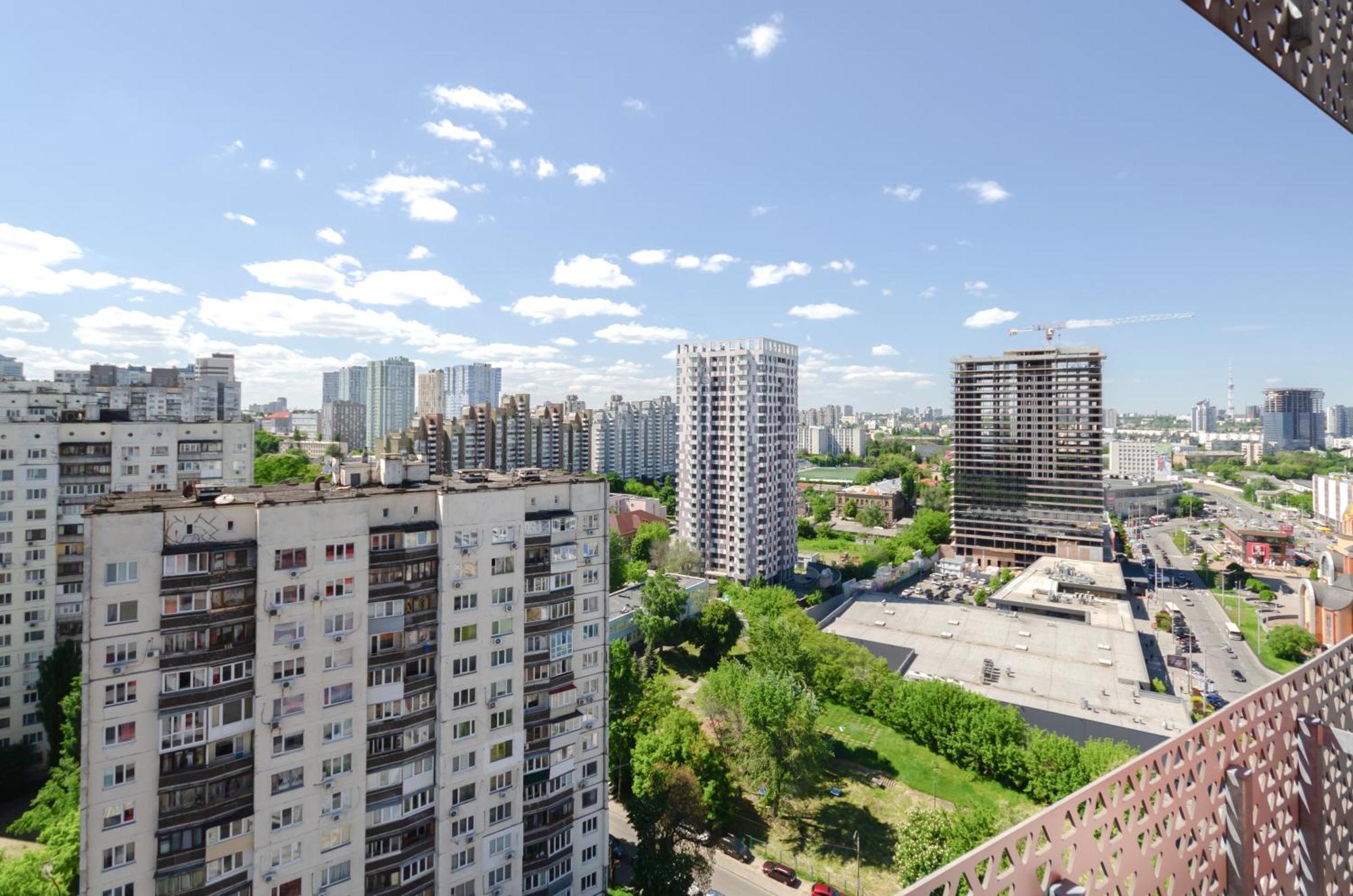 Petrovdom 90-201 In Rc Kvartet Modern Life In Black And White Kyiv Exterior photo